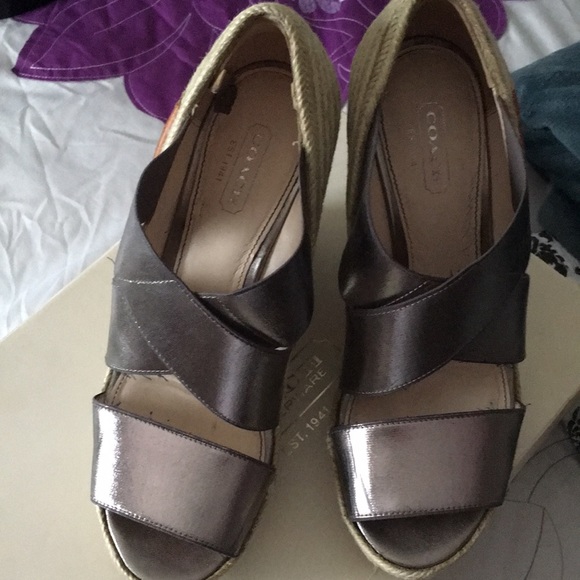 Coach wedge - Picture 3 of 5